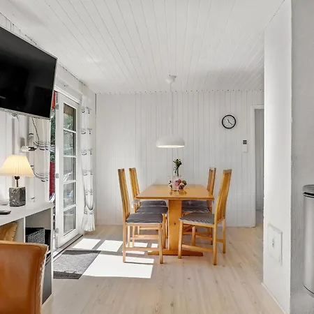 3 Bedroom Cozy In
