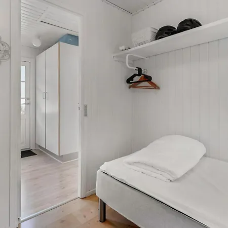 3 Bedroom Cozy In Neksø