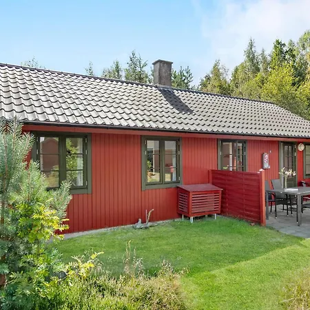 Ferienhaus 3 Bedroom Cozy In *