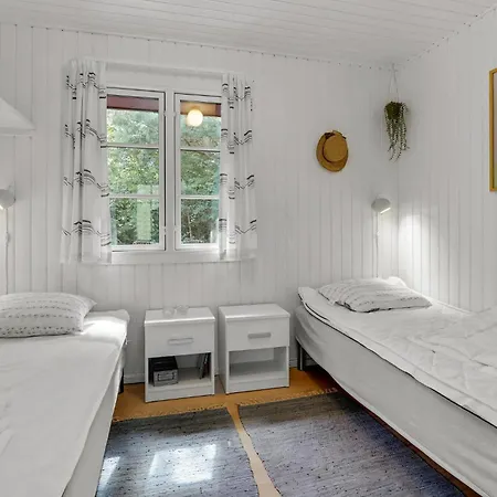 Ferienhaus 3 Bedroom Cozy In *