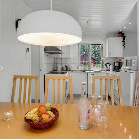3 Bedroom Cozy In Feriehus *